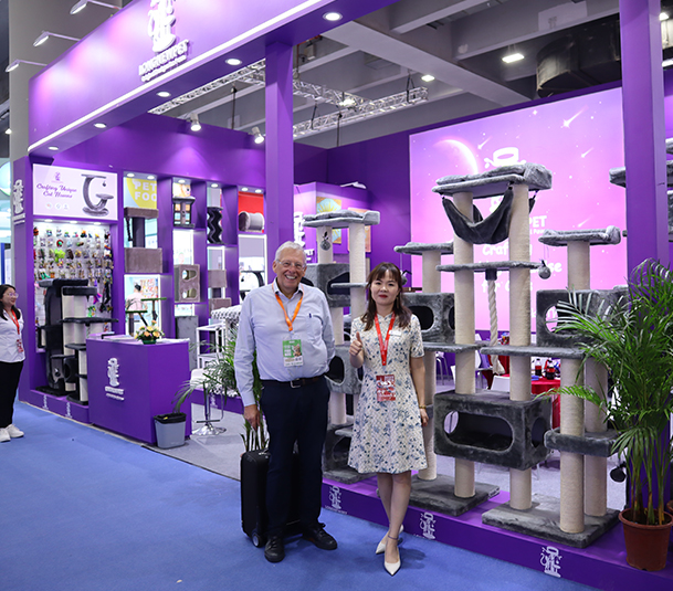 Longnew Pet presso CIPS